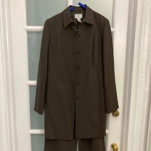 Ann Taylor LOFT Vintage Y2K Pant Suit Size: 4